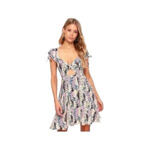 Free People.  Multicolor Floral Print Miss Right Tie Sleeves V-Neck Mini Dress M